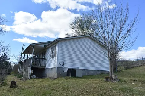 6 Scenic View Ln, Brush Creek, TN 38547