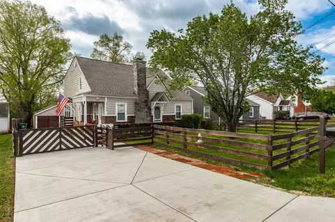 3726 Hilltop Ln, Nashville, TN 37216