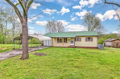 3125 Green Hill Dr, Centerville, TN 37033