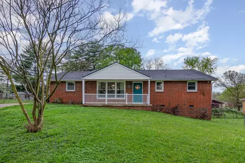 203 Orleans Dr, Clarksville, TN 37042