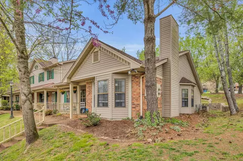 800 Beazer Ln, Antioch, TN 37013