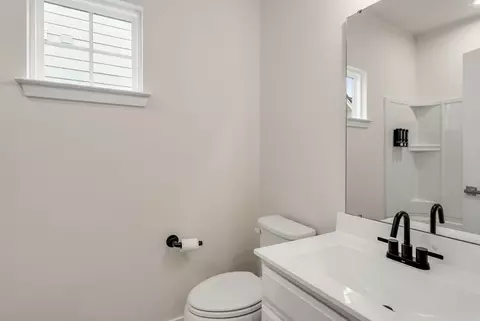 Bath - 3035 Oglethorpe Dr, Franklin, TN 37064 photo 3 of 4