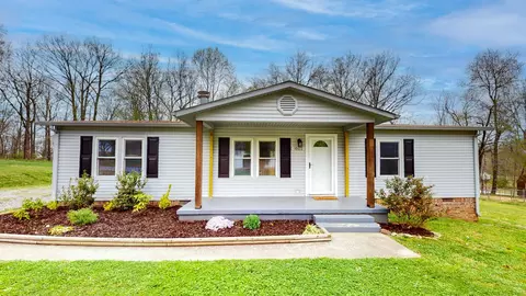1002 Chris Dr, Portland, TN 37148