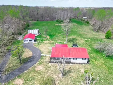 259 Toad Rd, Dowelltown, TN 37059 photo 2