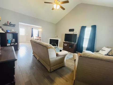 2238 Sunset Dr, White Bluff, TN 37187 photo 4