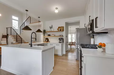 Kitchen - 520 Caselton Ct, Franklin, TN 37069 photo 3 of 6
