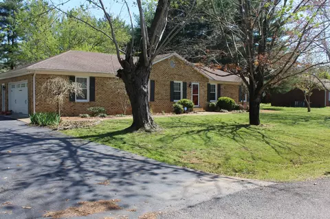 2897 Queens Ct, Murfreesboro, TN 37129