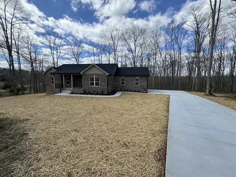 Exterior - 103 Laurel Hills Ct, Dickson, TN 37055 photo 2 of 6