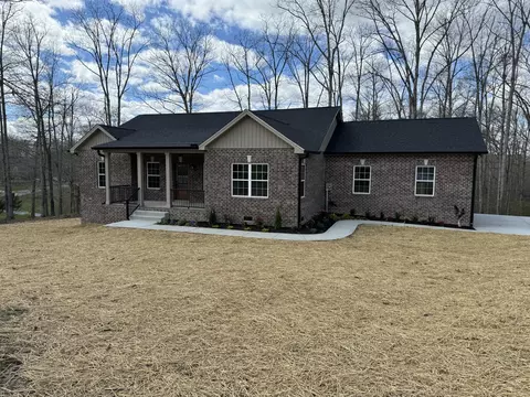 103 Laurel Hills Ct, Dickson, TN 37055