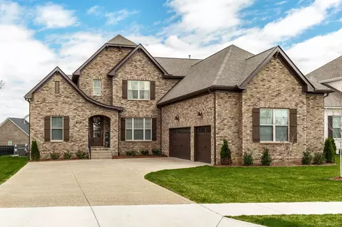 1233 Payton Ln, Gallatin, TN 37066