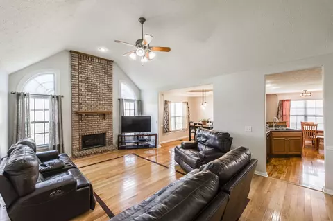 122 Mesa Dr, Portland, TN 37148