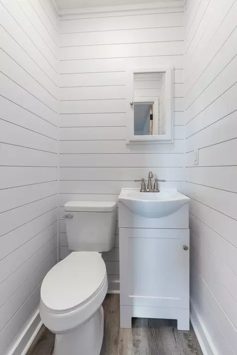 Bath - 22 Rye St, Mcewen, TN 37101 photo 3 of 3