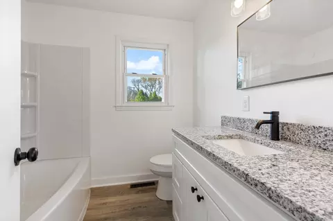 Bath - 22 Rye St, Mcewen, TN 37101 photo 1 of 3