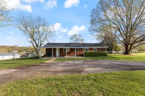 Exterior - 22 Rye St, Mcewen, TN 37101 photo 5 of 8