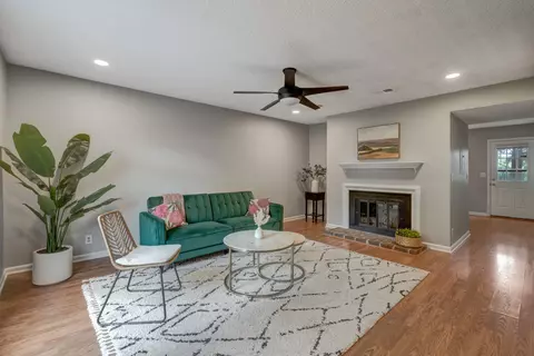 5732 Stone Brook Dr, Brentwood, TN 37027