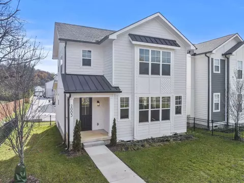 2002 Maple View Ln, Nashville, TN 37207