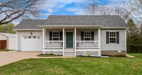 3449 John Taylor Rd, Woodlawn, TN 37191