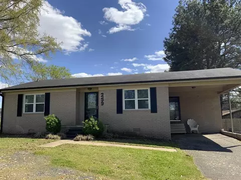 259 Pleasant Hill Rd, Humboldt, TN 38343