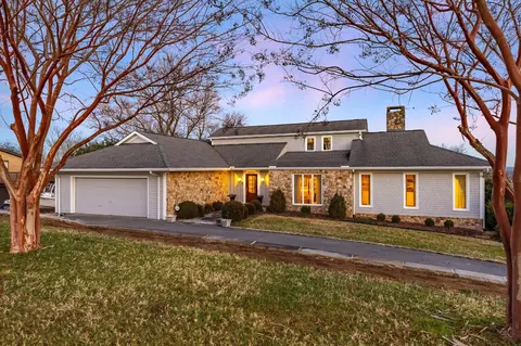 5828 N Park Rd, Hixson, TN 37343