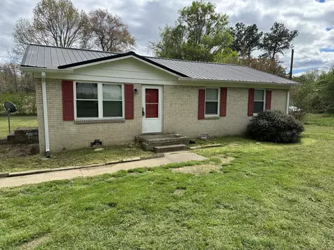 110 Edgefield Cir, Dickson, TN 37055
