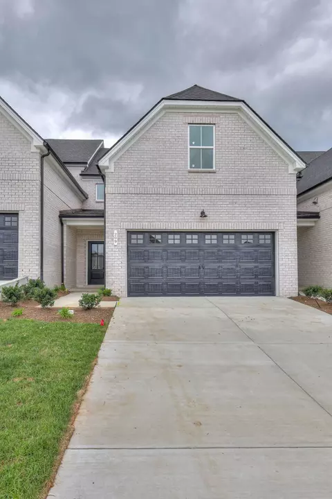 209 Ivor Dr, Smyrna, TN 37167