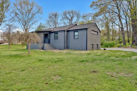 1038 Drummond Dr, Nashville, TN 37211