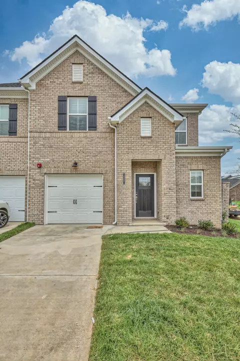 204 Douglas Bend Rd #1301, Gallatin, TN 37066