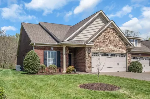 440 Stonegate Dr, Lebanon, TN 37090