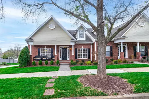 1319 Decatur Cir, Franklin, TN 37067