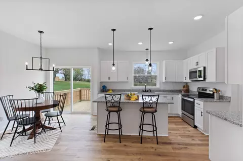 Kitchen - 103 Silver Leaf Cir, Dickson, TN 37055 photo 1 of 9
