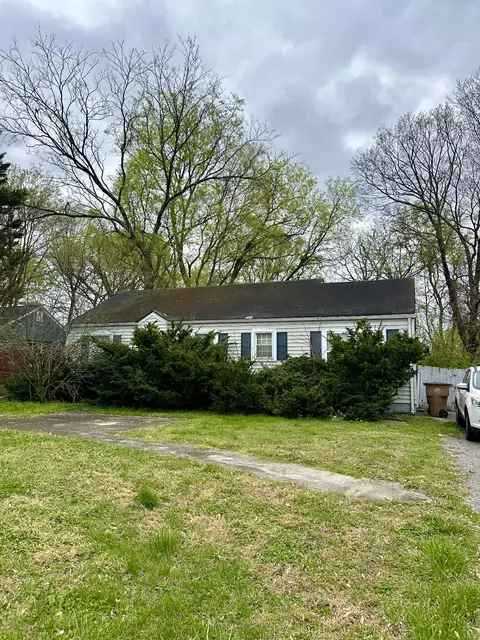 1315 Mercury Dr, Nashville, TN 37217
