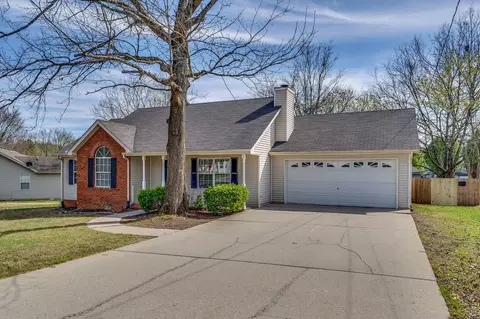 305 Akin St, La Vergne, TN 37086