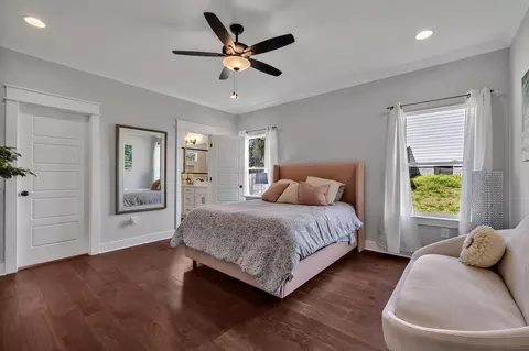 Bedroom - 1020 Stonebrook Dr, Dickson, TN 37055 photo 3 of 7