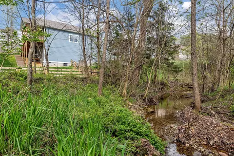 View/Area - 1020 Stonebrook Dr, Dickson, TN 37055 photo 3 of 3