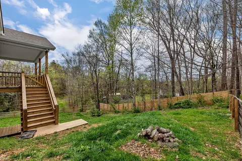 Exterior - 1020 Stonebrook Dr, Dickson, TN 37055 photo 13 of 13