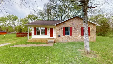 7714 Chadwick Dr, Murfreesboro, TN 37129
