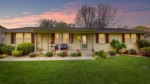 8020 Arbor Dr, Nashville, TN 37221