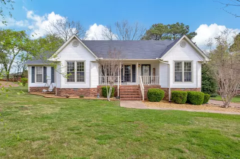 1430 Spainwood St, Columbia, TN 38401