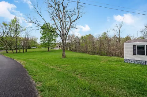 285 Toad Rd, Dowelltown, TN 37059 photo 6