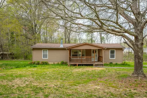 2937 Dutch Ln, Tunnel Hill, GA 30755
