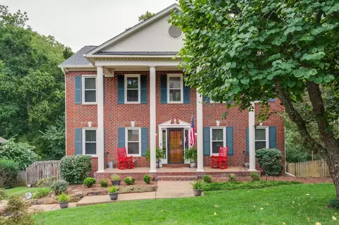 8473 Indian Hills Dr, Nashville, TN 37221