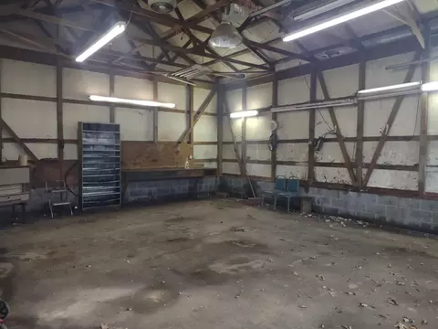 Exterior - 108 Walnut St, Springfield, TN 37172 photo 8 of 9