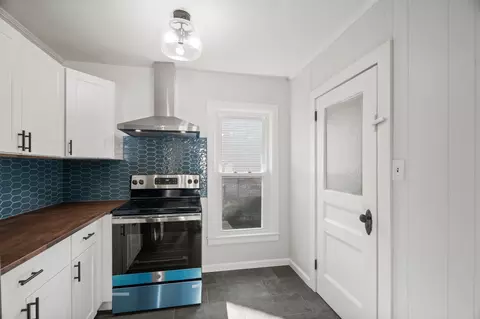 Kitchen - 108 Walnut St, Springfield, TN 37172 photo 4 of 6