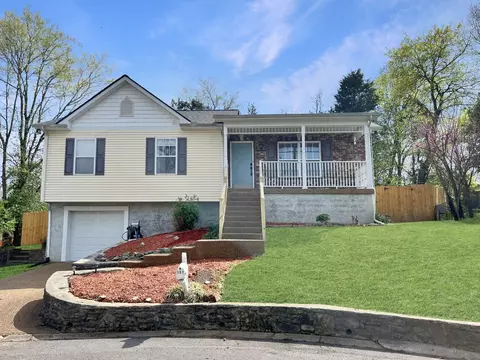 107 Aintree Ct, Goodlettsville, TN 37072