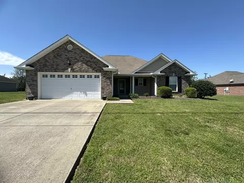 302 Providence Dr, Lebanon, TN 37087