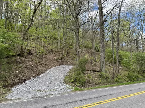 7030 River Road Pike, Nashville, TN 37209