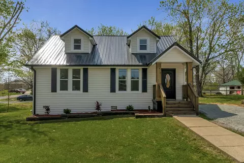 460 Grover Dr, Hohenwald, TN 38462