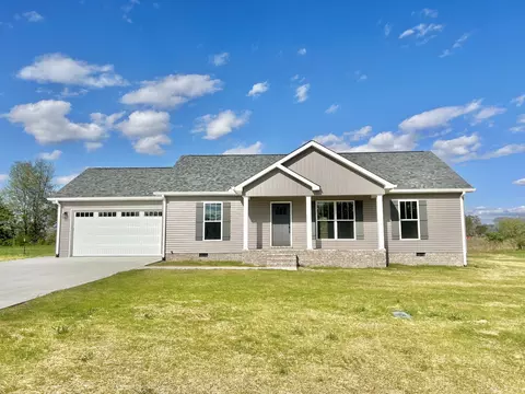 173 College Ct, Leoma, TN 38468