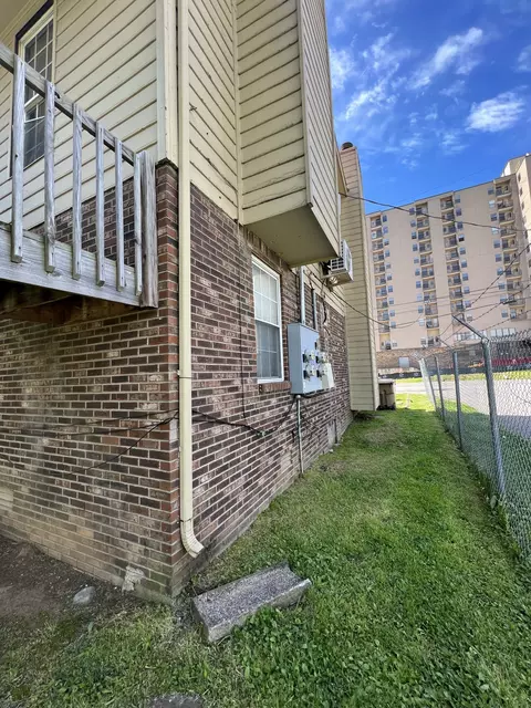 Exterior - 209 E Webster St, Madison, TN 37115 photo 4 of 11