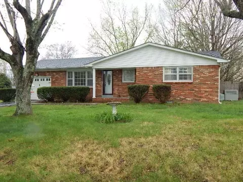 303 Skyline Dr, Mcminnville, TN 37110